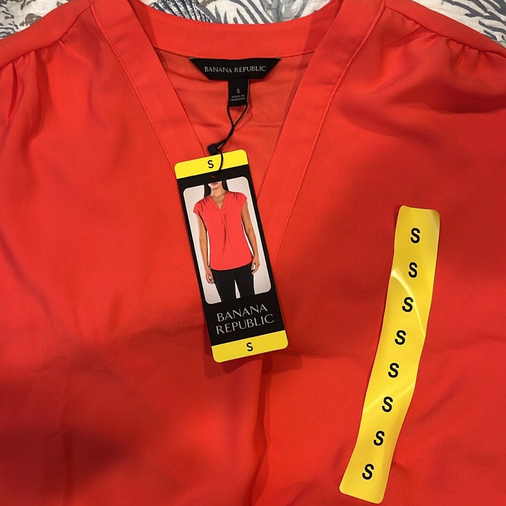 NWT Banana Republic short sleeve blouse - Picture 2 of 5